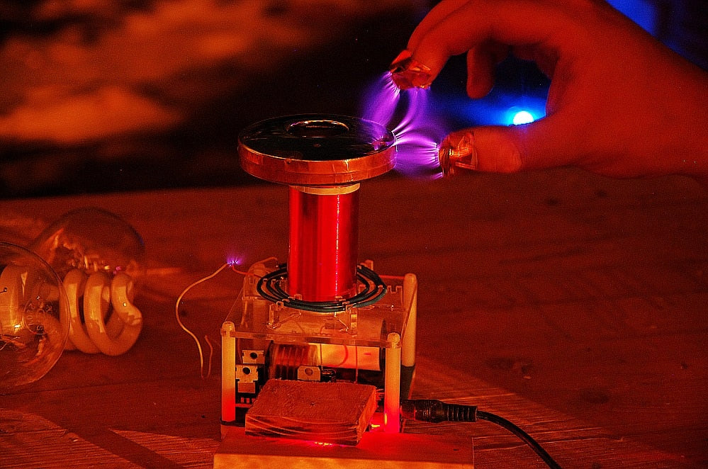Micro tesla coil SGTC spark gap tesla coil DIY Kits science physics toy