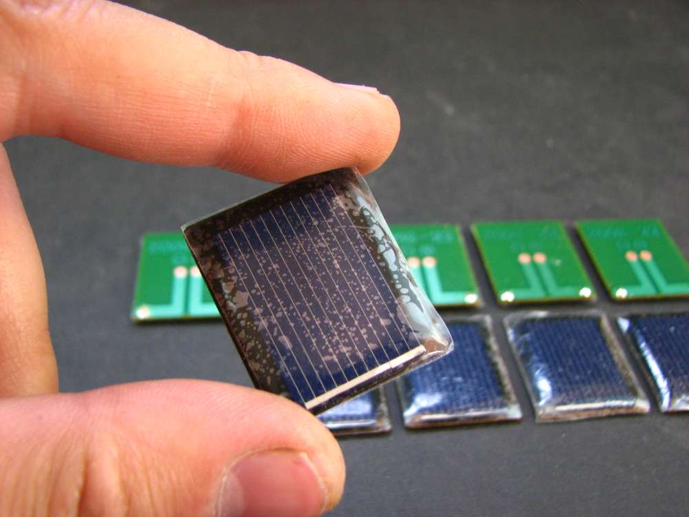 Diy solar toy solar car parts Mendocino motor  Solar panels 10pcs each 0.5v 180ma size 25*30mm