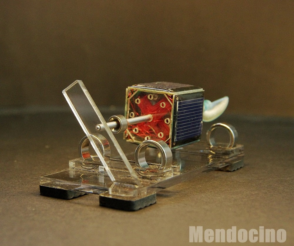 tiny Mendocino Motor Propeller type  magnetic suspension solar toy Scientific physics  Solar rotation Pressure reducing EDC toy