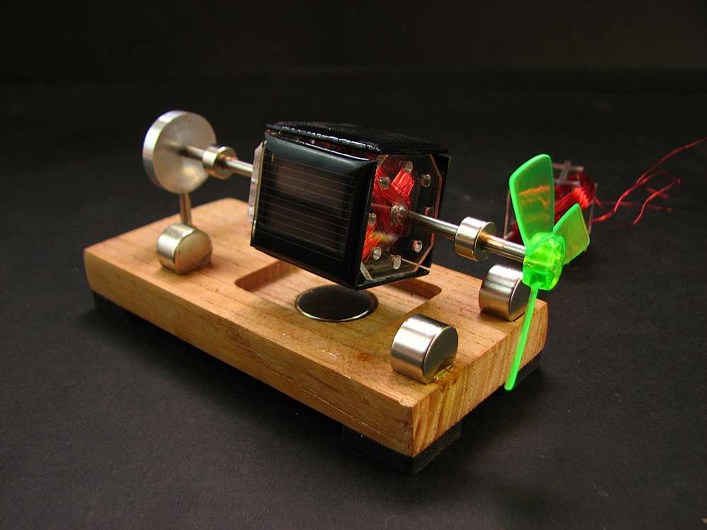 tiny Mendocino Motor Propeller type  magnetic suspension solar toy Scientific physics  Solar rotation Pressure reducing EDC toy